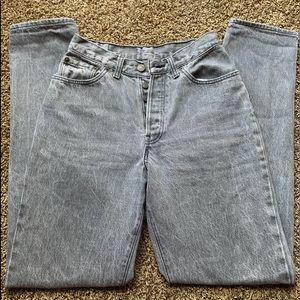 Women’s Levi’s high waisted mom jeans
